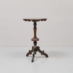 1070 6619 PEDESTAL TABLE